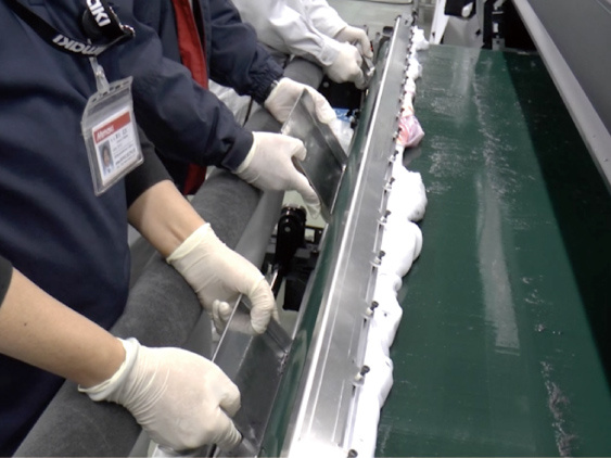 Use no fabric conveyor belt - No chemical use, easy maintenance