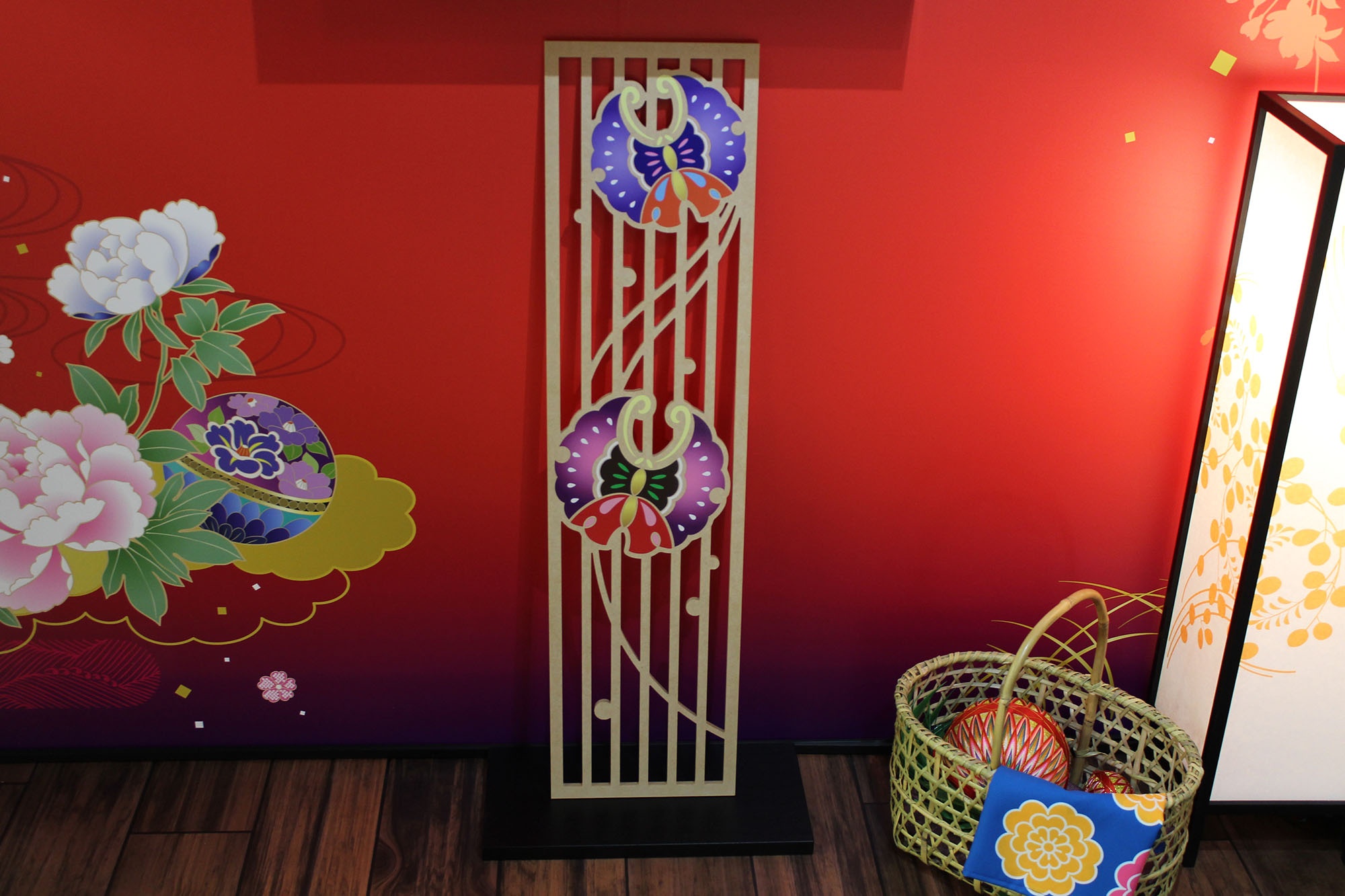 Small decorative panel