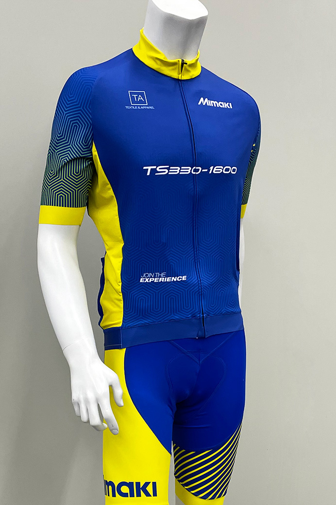 Cycling wear: Fluorescent color clothing (Sublimation transfer printing)