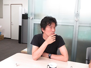 Mr. Saito sees the introduction of "UCJV300-160" as a challenge.