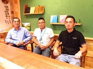 From left, Mr. Ryuichi Toga, Manager, Mr. Masamichi Nomura, Chief leader, and Mr. Keiji Tomari in charge of print operation