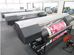 3 units of “ColorPainter M-64s” are in operation.