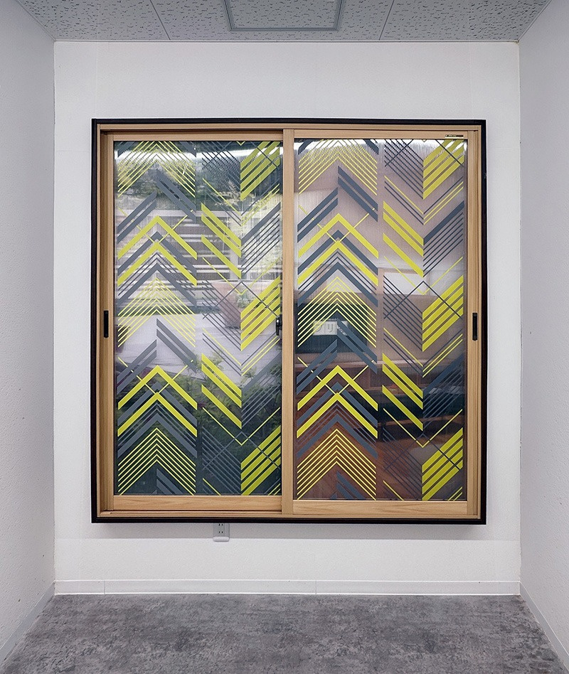 f.delight’s original "Primado" window graphics brand