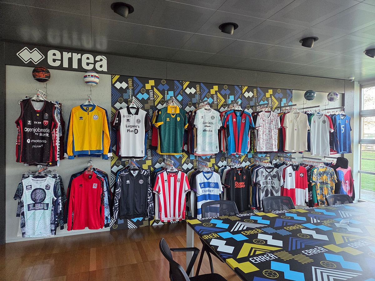 Erreà sportswear produced using the Tiger600-1800TS and TS330-1600